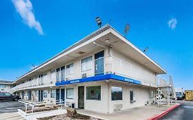 Motel 6-Irving, Tx - Dallas